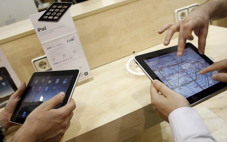 Apple: iPad sales top 2 million since launch