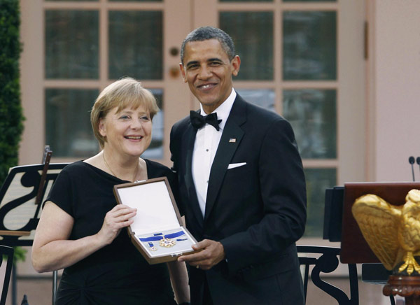 Obama, Merkel warn of wide impact of Greek default