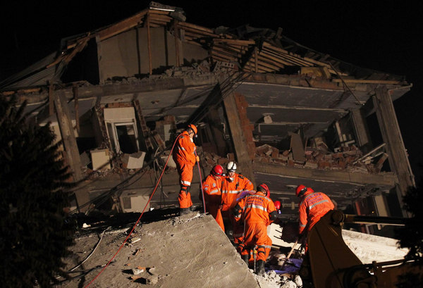 7.2 quake in Turkey kills 217