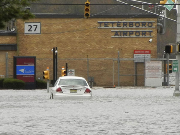 Superstorm Sandy kills 48, millions without power