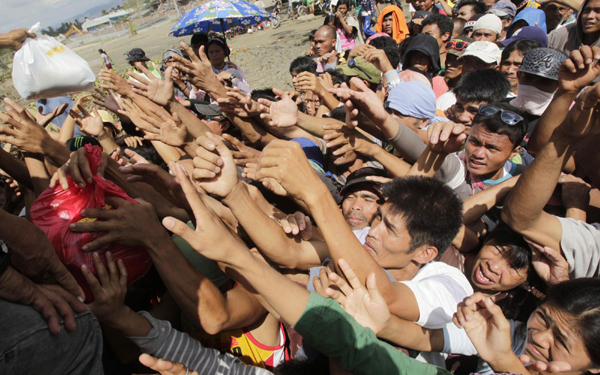 Typhoon death toll climbs to 647 in Philippines