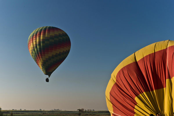 Crash of balloon in Egypt kills 19 tourists