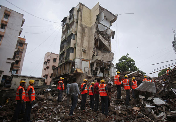 Mumbai building collapse kills 5