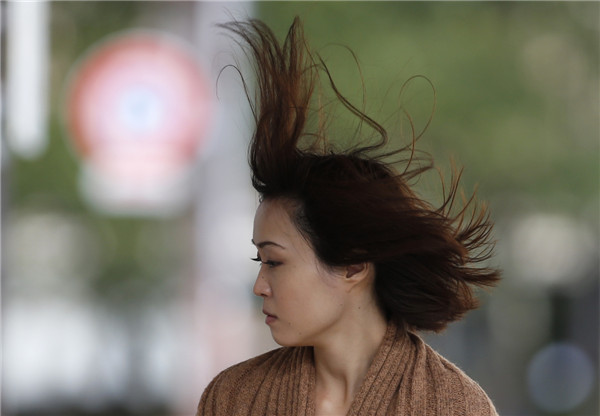 Typhoon Wipha threatens Japan