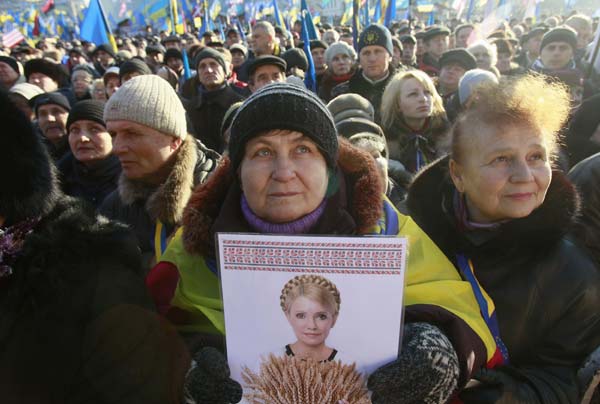 Ukraine opposition urges more protests