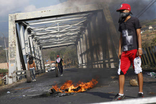 UN urges calm and dialogue amid Venezuela unrest