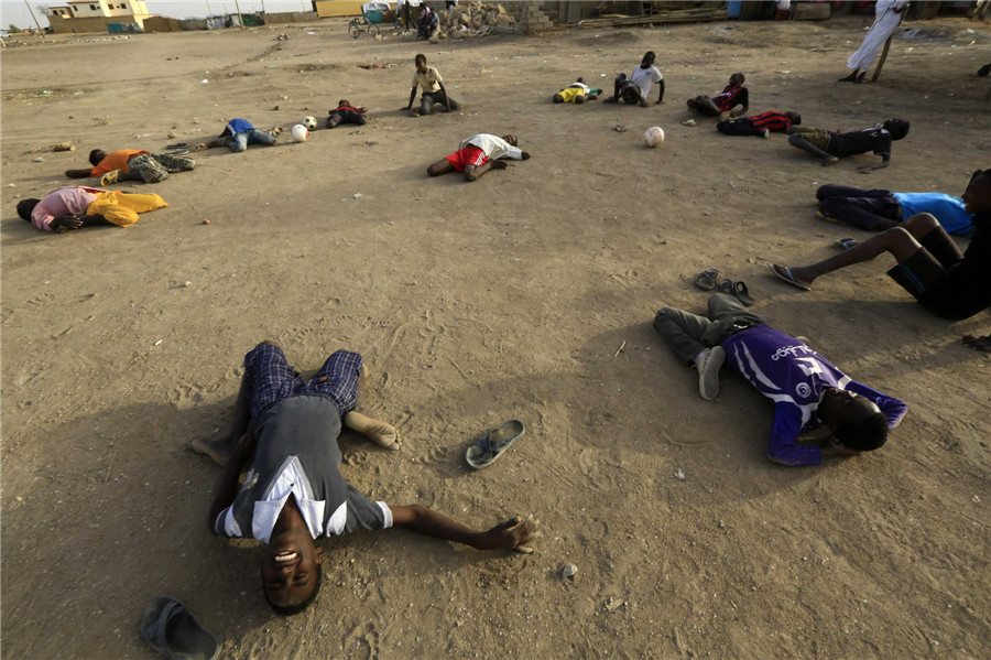 S Sudanese children benefit from soccer program