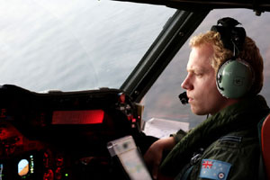 Pentagon promises full effort to search missing plane