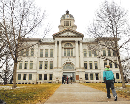 Grassroots and old friends converge in the Iowa heartland