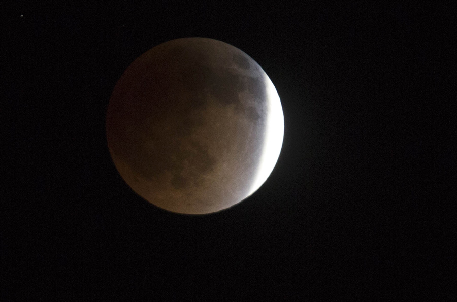 Sky-watchers see 'blood moon' in total lunar eclipse