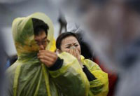 Hundreds still missing in South Korea's ferry sinking