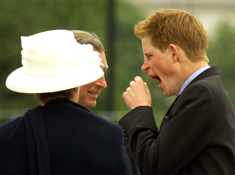 World leaders caught yawning...they're just like us!