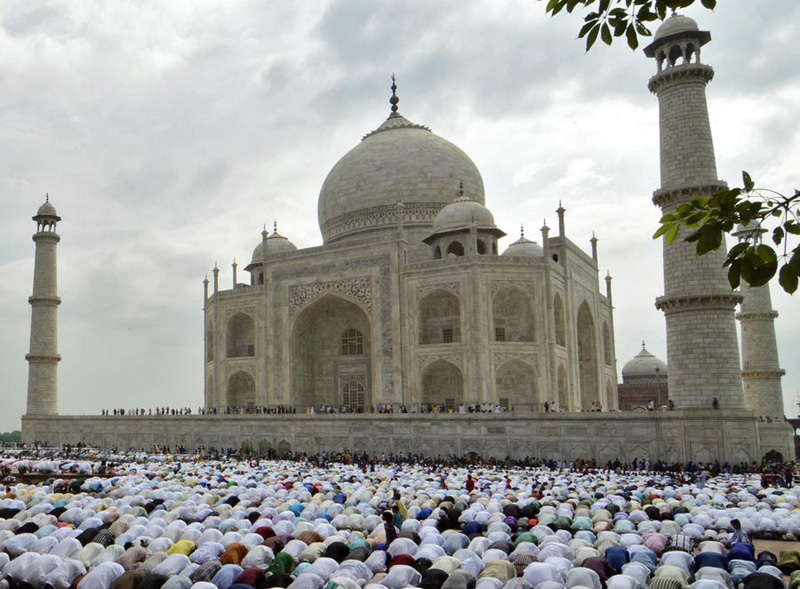 Muslims around the world celebrate Eid al-Fitr