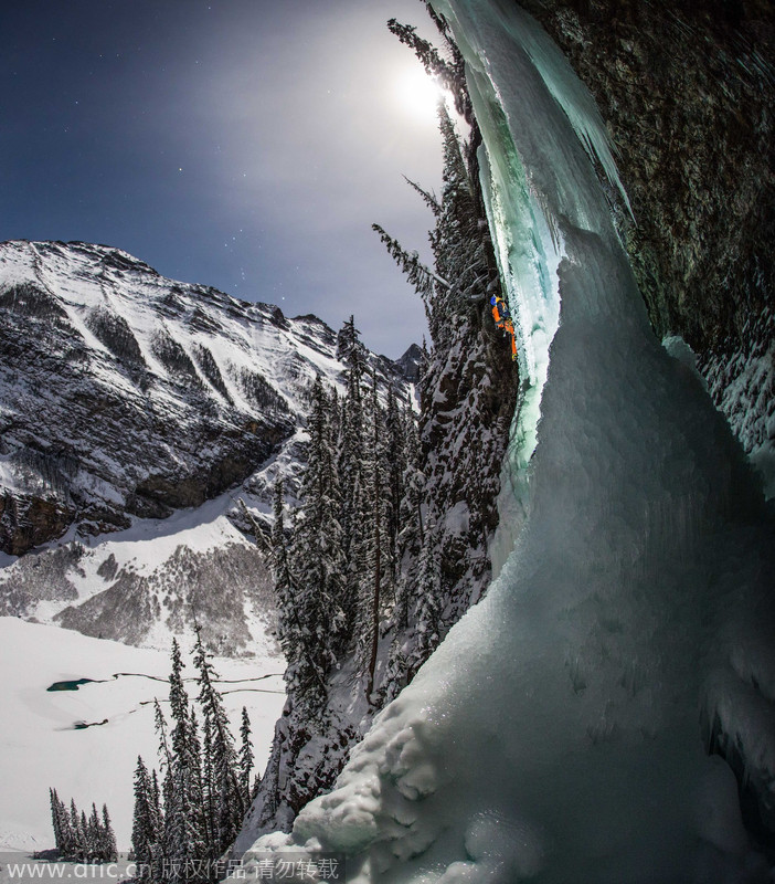 Ice scalers embrace stars in all their glory