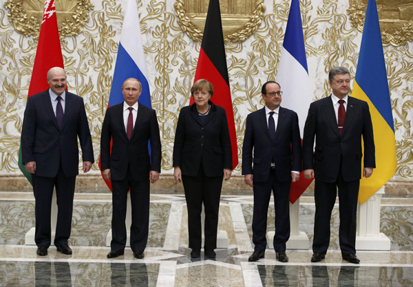 Leaders hold Ukraine peace talks as fighting surges