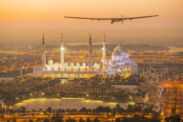 Solar Impulse 2 soars across the skies of Abu Dhabi