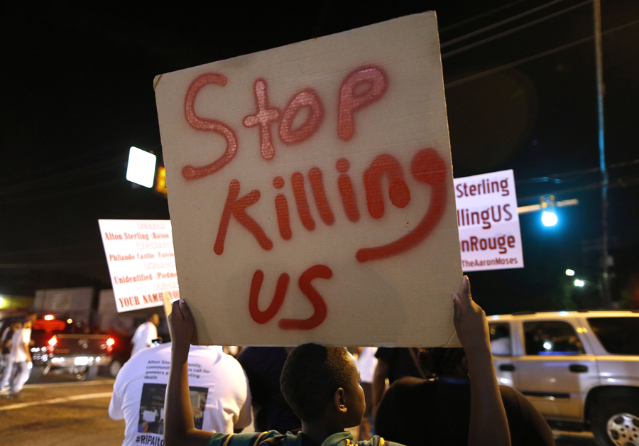 Four officers killed, seven wounded in Dallas shooting protest