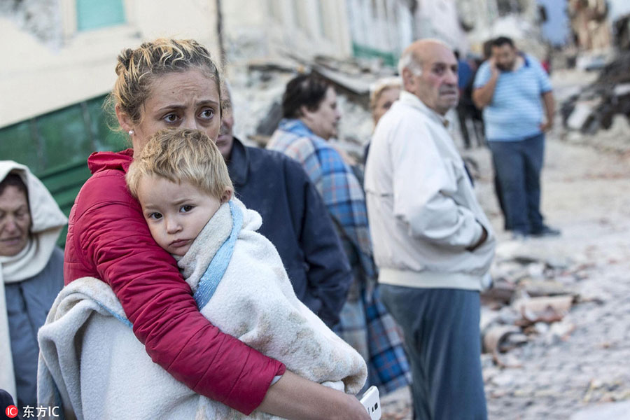 Italy quake toll rises to nearly 250 as rescuers race to find survivors