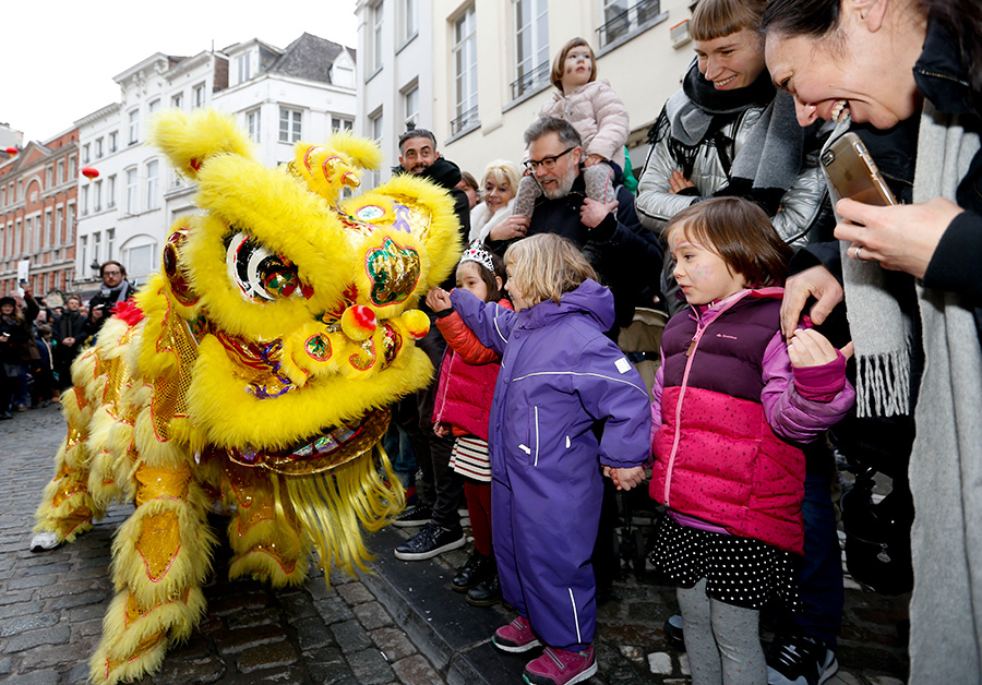 People across the world get a taste of Chinese Spring Festival