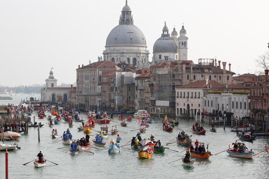 Venice Carnival opens with spectacular water show and masquerade