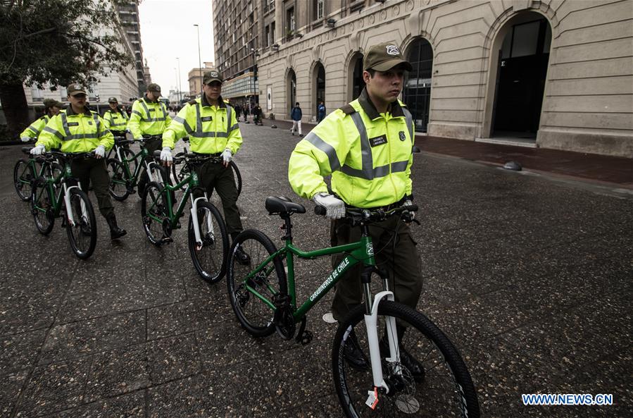 China donates bicycles for local police patrols in Santiago, Chile