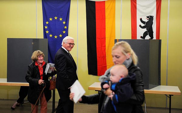 Germans start to vote for next parliament