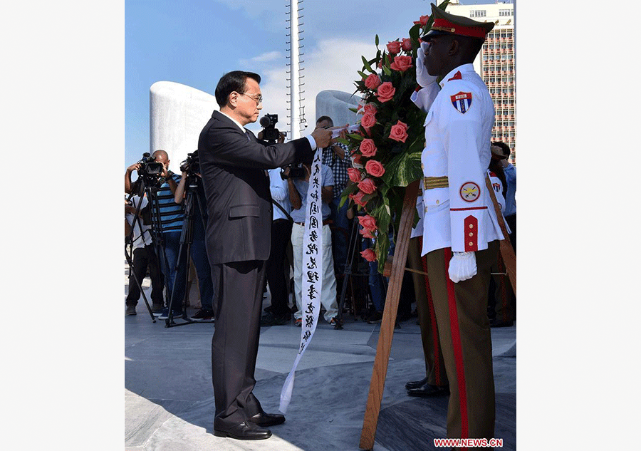 Chinese premier lays wreath to monument of Cuban national hero