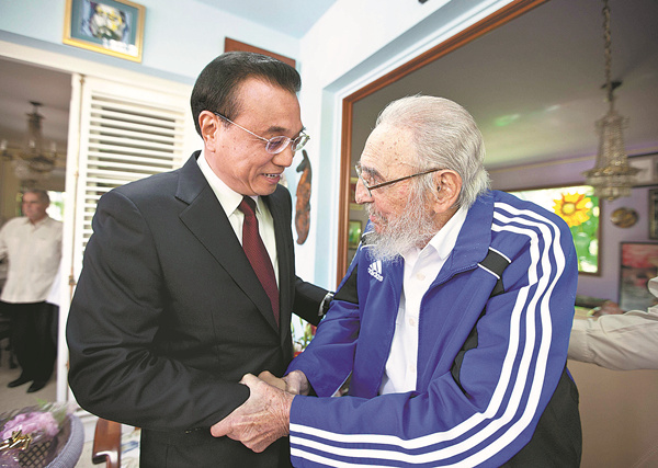 Premier warmly welcomed by Fidel Castro